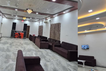 Hotel Facilities and Room Service at RV Hotel Airport Inn Jewar
